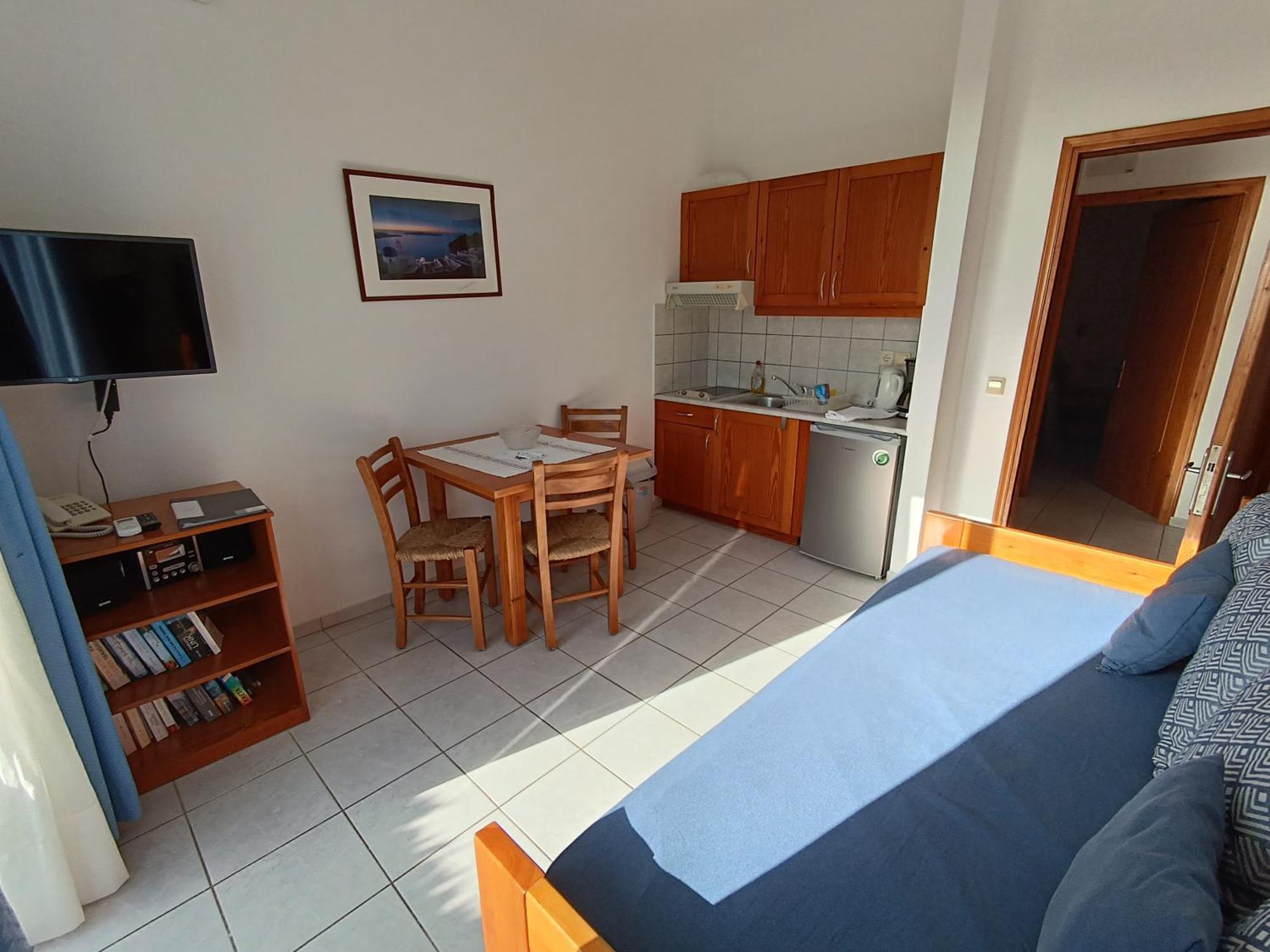 Kalamaki Holidays - Finikas Studios & Apartments エクステリア 写真